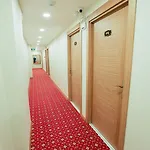 Grand Airport Hotel