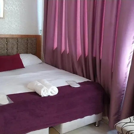 Hotel Grand Airport 3*