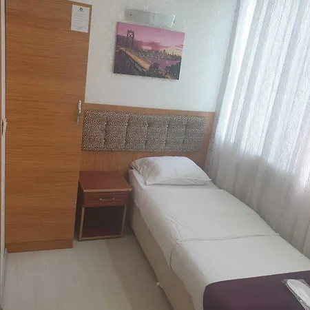 Hotel Grand Airport 3*