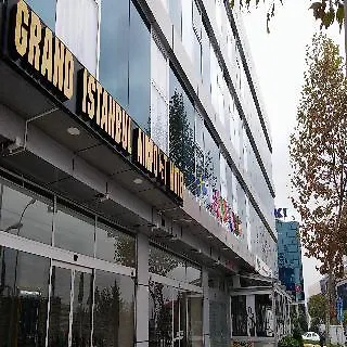 Grand Airport 3*