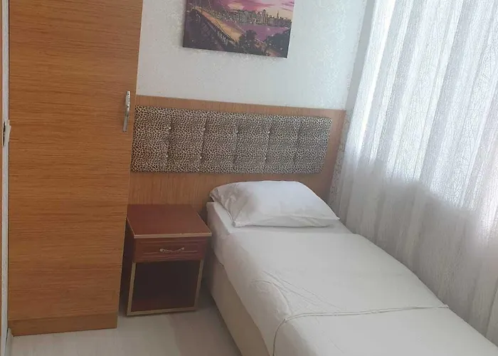 Отель Grand Airport 3*