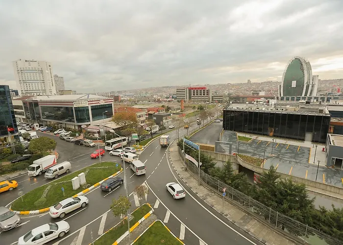 Отель Grand Airport 3*